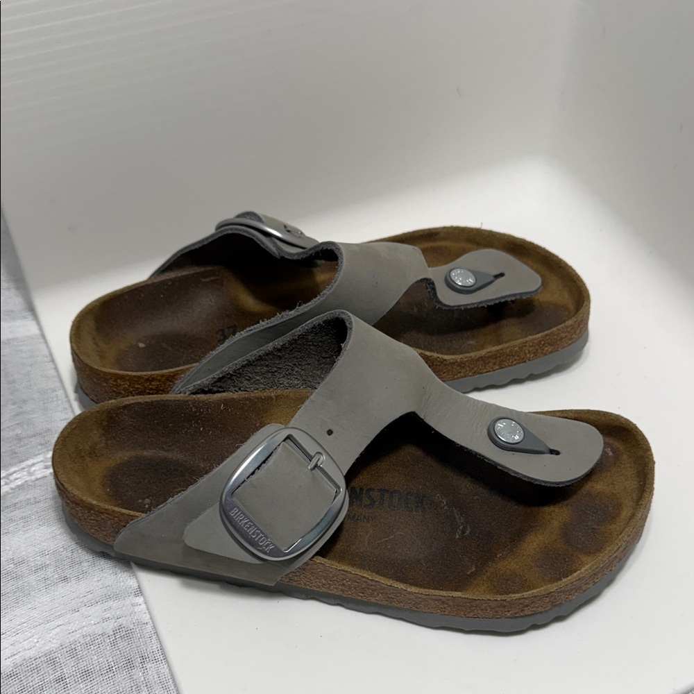 Women’s Birkenstock Gray Sandals with Silver Buckle size 37 - Picture 4 of 5